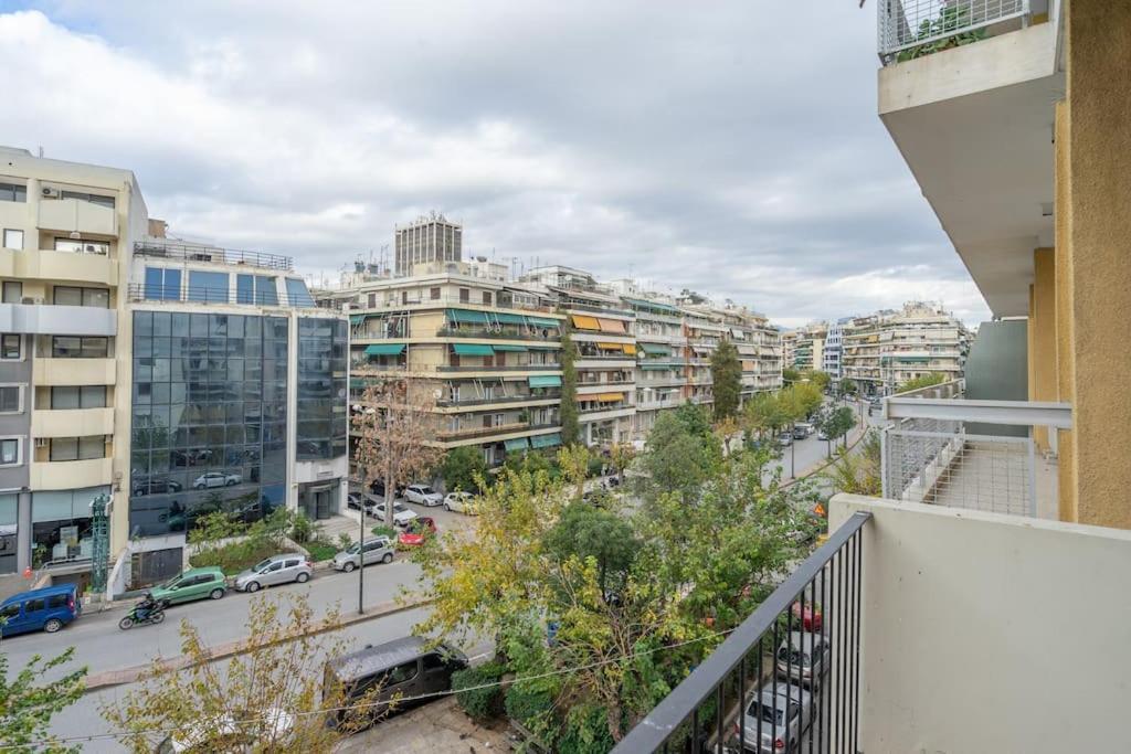 Modernised Athenian Apartment /W 2Br & 2Ba Kültér fotó